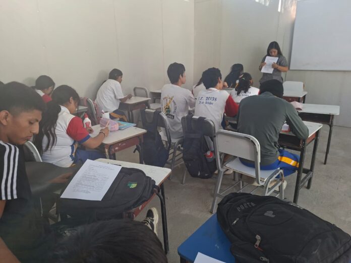 Estudiantes de 4to de secundaria de la I.E. 20138 realizan sesión de proyecto de vida Estudiantes de 4to de secundaria de la I.E. 20138 realizan sesión de proyecto de vida