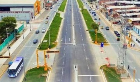 cuatro carriles obra