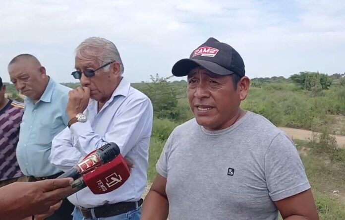 DIRIGENETS PROTESTAN